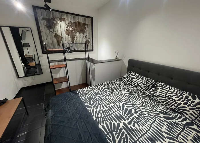 Indipendent House 29r Διαμέρισμα